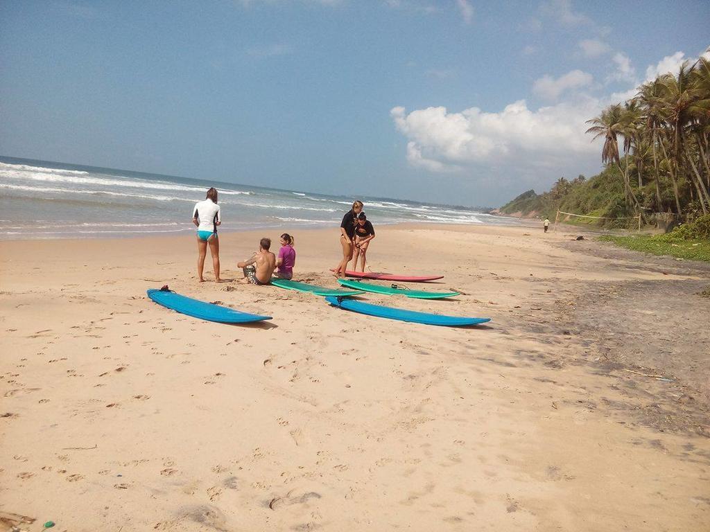 Guillet Beach Home Matara Luaran gambar
